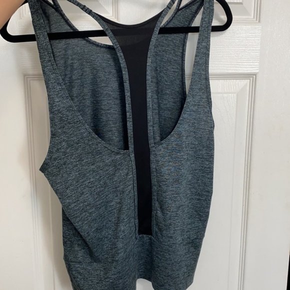 Nike Racer Heathered Gray Cut Out Tank Top - Picture 5 of 8